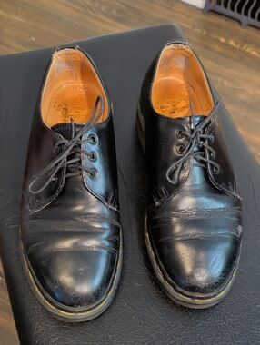 DR MARTENs 1461 made in england vintage oxfords - size 7 women